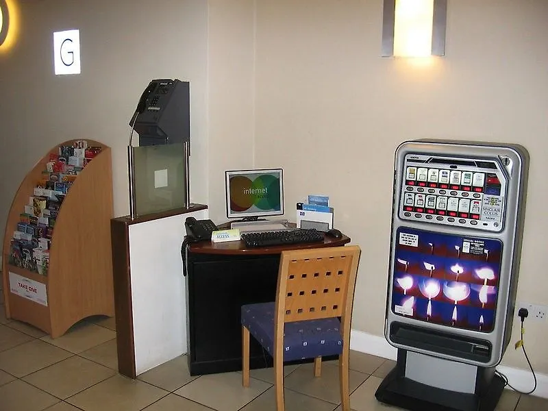 Premier Inn Nottingham City 3*,